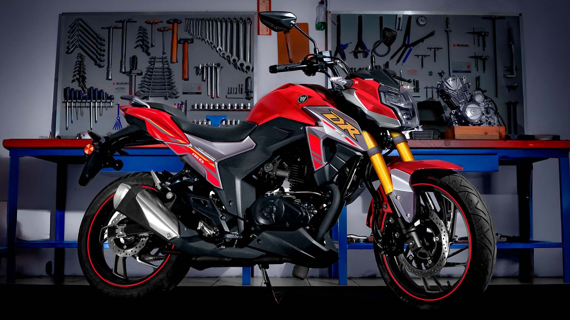 Motocicleta urbana Haojue DR160 vermelha em destaque. Concessionária Autorizada Haojue Burt Motos em Campinas.